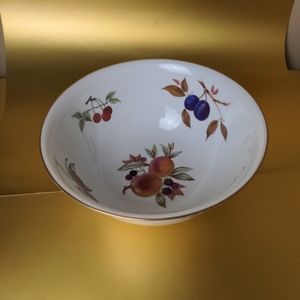 Royal Worcester Evesham 12” Large Salad Serving Bowl c. 1967